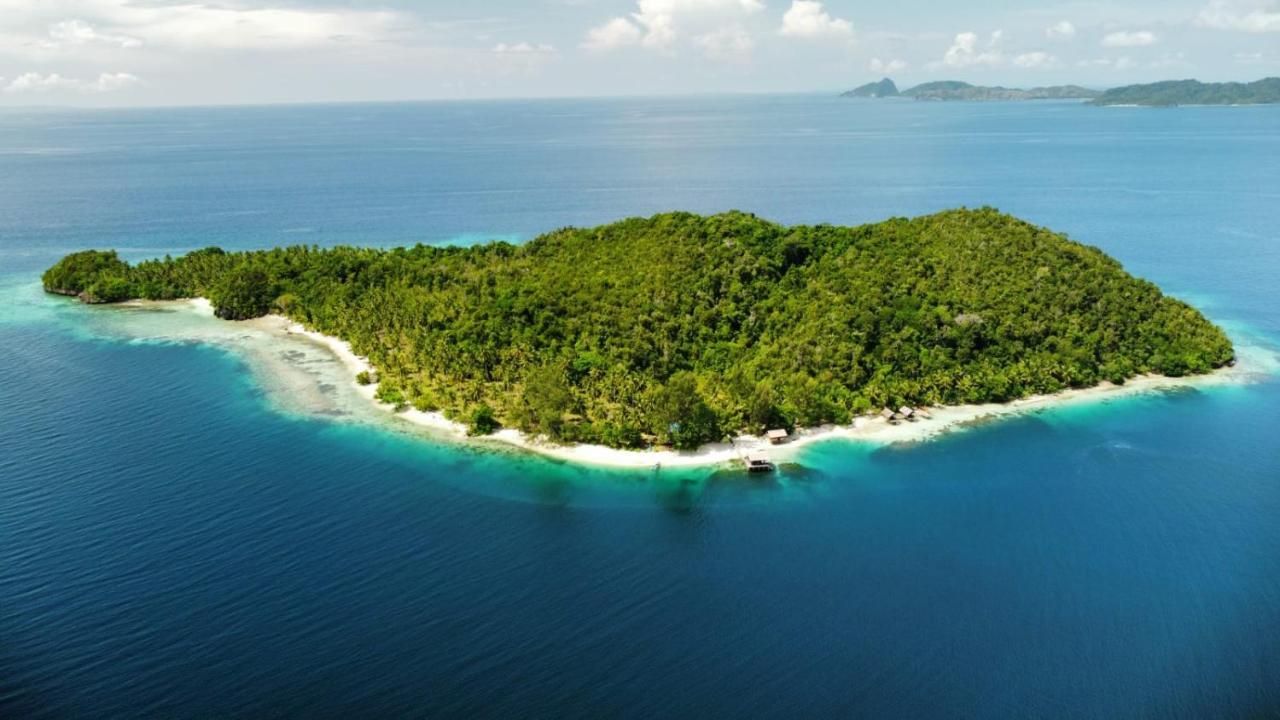 Meos Ambower Homestay Raja Ampat Fam 外观 照片