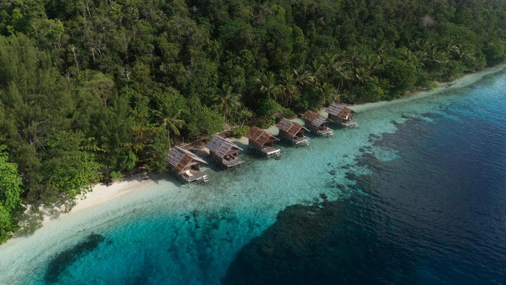 Meos Ambower Homestay Raja Ampat Fam 外观 照片